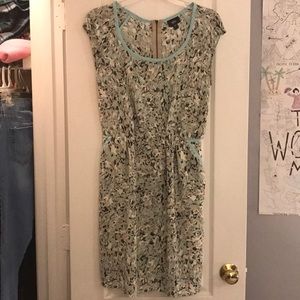 Mossimo dress with pockets